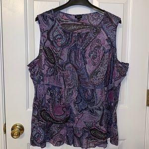 Talbots Women’s Sleeveless V- neck top